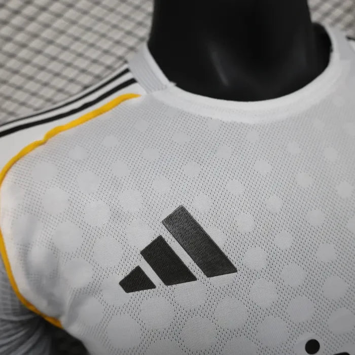 Real Madrid 25/26 Home Football Jersey